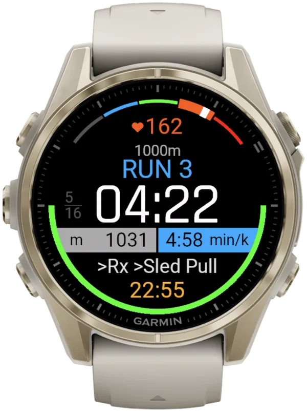Schermata di corsa di Hybrid Smash con passo in tempo reale 4:58 min/k nella fascia blu, oltre il target di 1000m